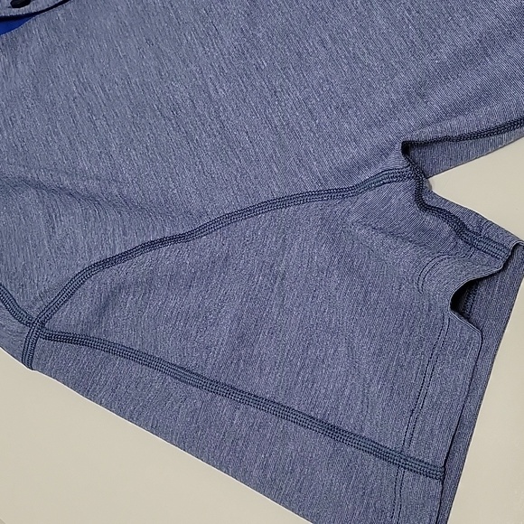 Lululemon Tech Polo Shirt - Picture 7 of 9